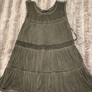 Knox Rose women’s long flowing tank in Gray